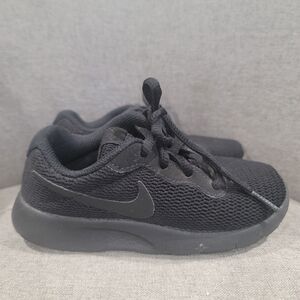 Nike 818382-001 Tanjun PS Running Black Sneaker Kids 11C